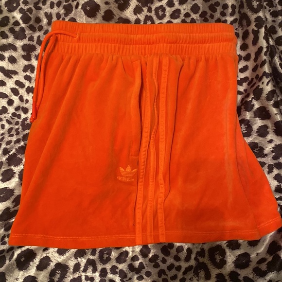 Adidas mini skirt - Picture 3 of 3